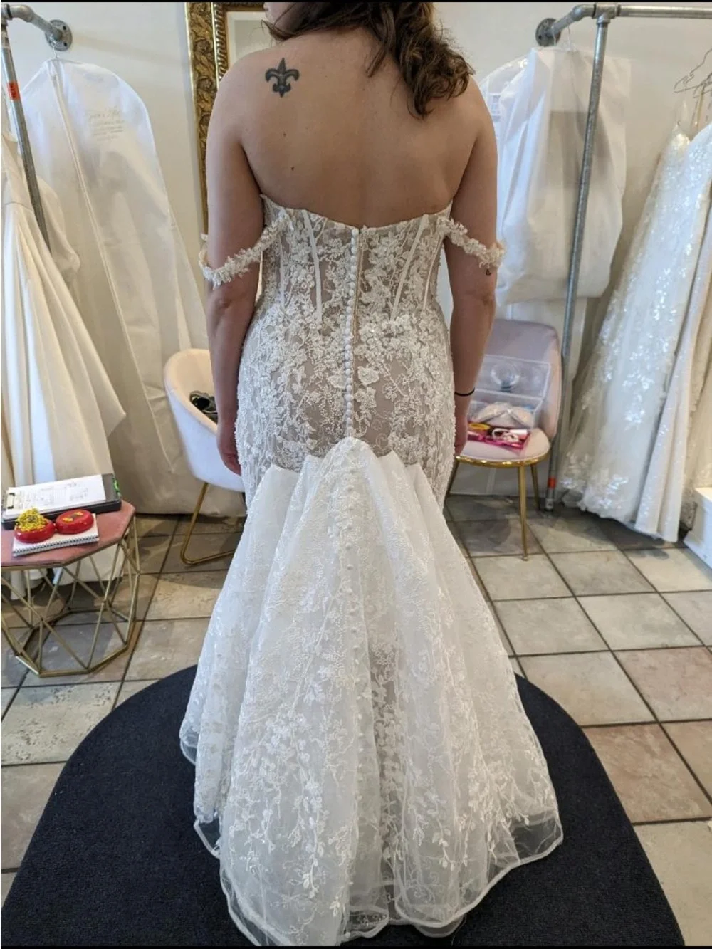 Sherri Hill image shows